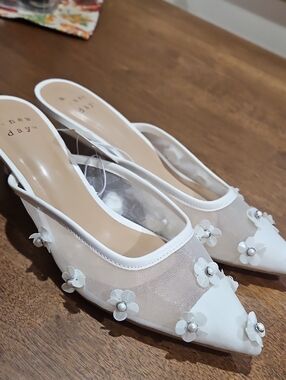 a new day White Floral Mesh Pointed-Toe Slingback Heels